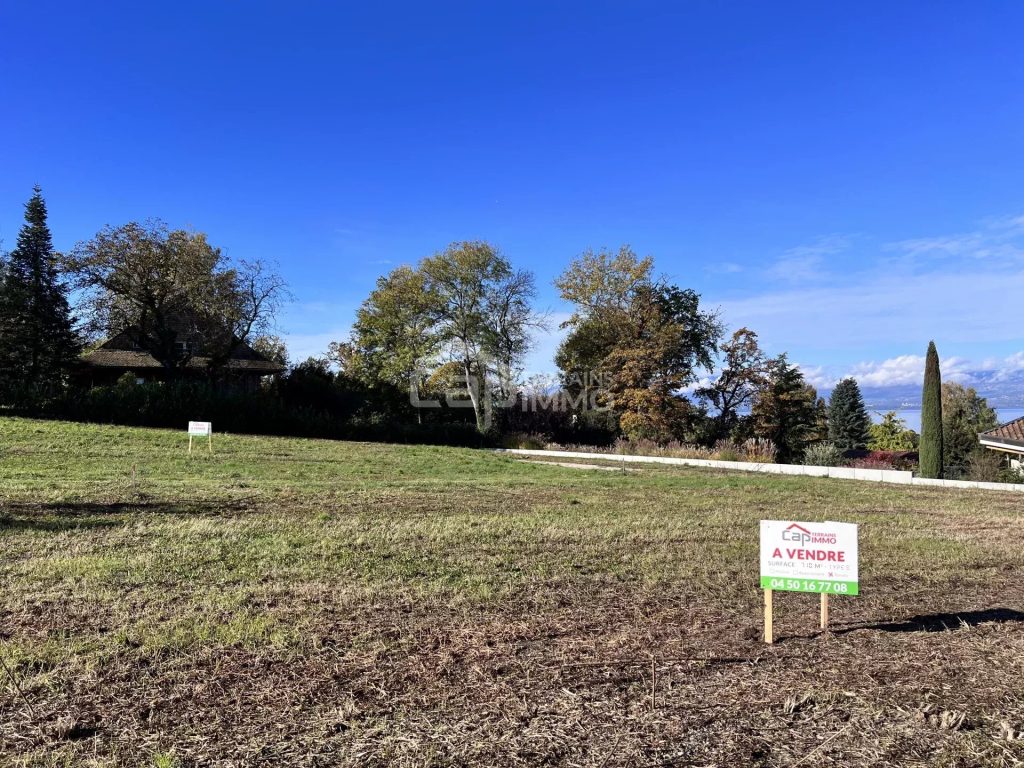 Terrain viabilisé 711 m² – CORZENT