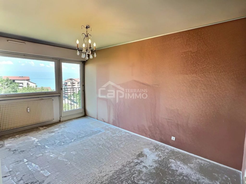 Appartement T4 102m² traversant